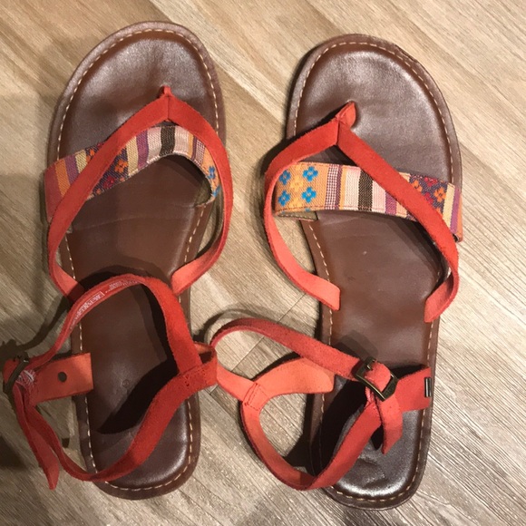 toms womens sandals